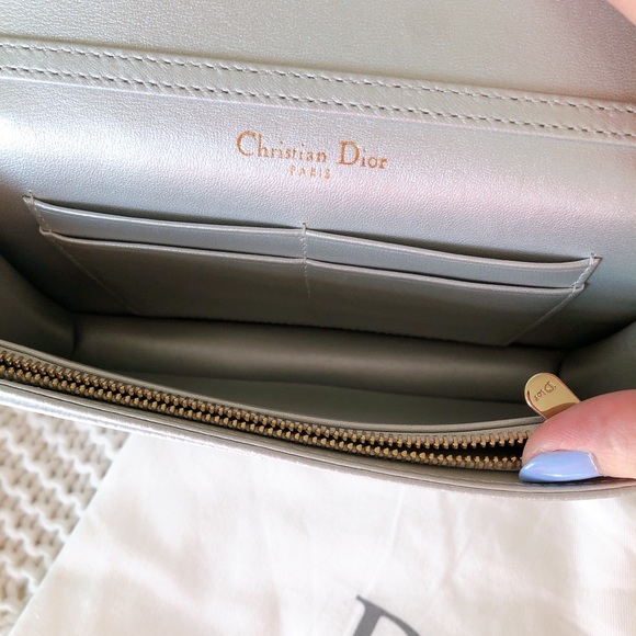 ⛔️SOLD⛔️Christian Dior Small Diorama Flag bag🌟 - Picture 4 of 7